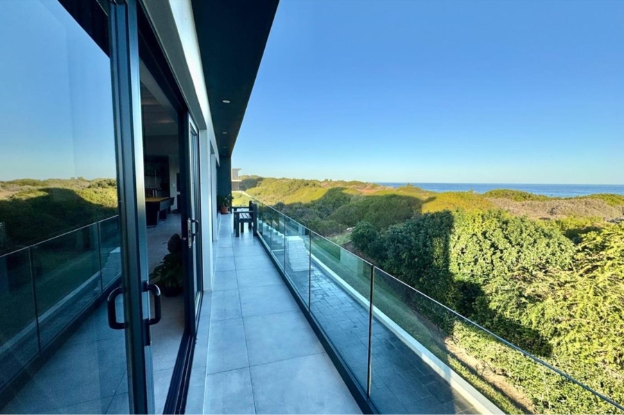 4 Bedroom Property for Sale in Dana Bay Western Cape